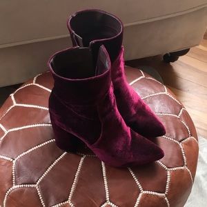 Steve Madden burgundy velvet booties